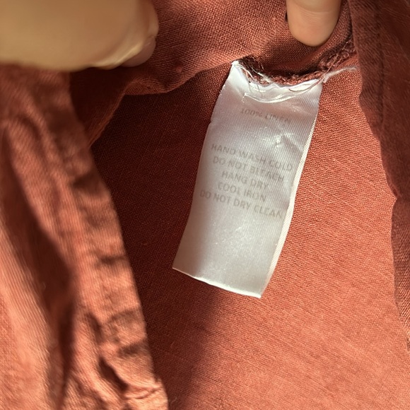 Linen Cropped Rust Shirt - Picture 4 of 4